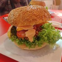 Crunchy tempeh burger at Neue Republik Reger in Berlin