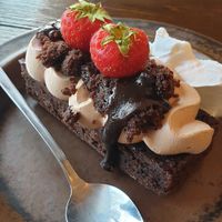 Chocolate cake with strawberries at Mirells in Visby