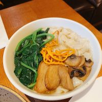 
Sliced noodles in mushroom soup 菌汤刀削面(小份 at Lín Hú SùShí - The Lakeside Veggie in Shanghai