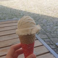 Vegan pear ice cream at Bistro Otevřená zahrada in Brno