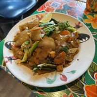Pad Si Ew Vegan  at Si Lom Thai Bistro in Toronto
