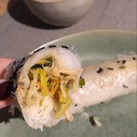 Nems cacahuète et sésame grillé (carotte, champignon, menthe, poireau) / vegetables peanuts and sesame nems - home delivery  at brEAThe Restaurant - Pigalle in Paris