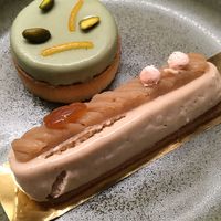 Tartelette décadente pistache et Mont-blanc revisité / pistachio tartelette and chestnut « Mont-Blanc » - home delivery. at brEAThe Restaurant - Pigalle in Paris