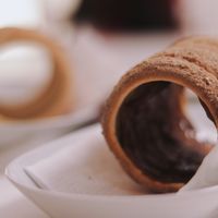 They have cinnamon and coconut coatings ❤️ at Waffle Point U Kajetana in Prague