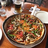 Vegetariana pizza without cheese at Calypso in Puerto Baquerizo Moreno