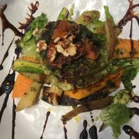 Burger beautifully presented at Earth Cafe - Derb Zawak in Marrakech