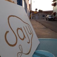 Caju é um fruto tipicamente brasileiro, nutritivo, e na CAJU você encontra frutos cuidadosamente selecionados. Ao lado da loja de pedras da casa Dom Inacio.
Caju is a typically Brazilian fruit, nutritious, and in the CAJU you find carefully selected fruits. Next to the stone shop of the house Dom Inacio. at Caju Natura in Abadiania