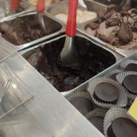 Vegan chocolate gelato at Box-Cream in Genoa