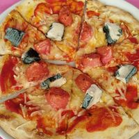 Gorgonzola + salsiccia (tutto veg vi giuro super buono) at Ristoro Dantesca in Pisa