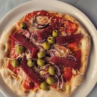 Pizza Tonno Vegano at Ristoro Dantesca in Pisa