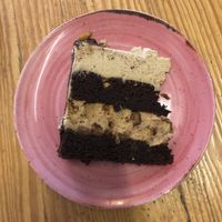 Snikers cake  at Orteá - Vegan Collective in Lisbon