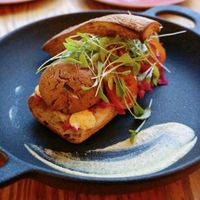 Berlin (baguette w/meat balls) at Orteá - Vegan Collective in Lisbon