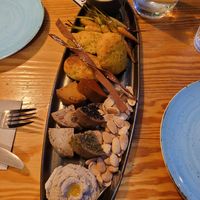 Cheeseboard, 18€ at Orteá - Vegan Collective in Lisbon