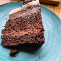 Three chocolate cake at Orteá - Vegan Collective in Lisbon
