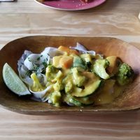Noodles with mango curry at Orteá - Vegan Collective in Lisbon