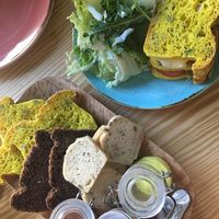 Bread board and tuna melt sandwich (all vegan) at Orteá - Vegan Collective in Lisbon