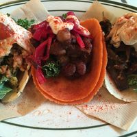 The one on the left is the best!!! at Para Taco - Maybe closed in Tokyo