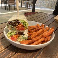 Mango falafel wrap + batátové hranolky  at VegGo Bistro in Zilina