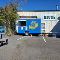 Food truck at Off the Wagon in Brookings