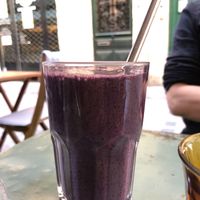 Fancy vegan protein smoothie with coconut milk 🤤 at Auden in Montpellier