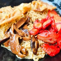 Wan ton noodles at True Veggie 实斋 in Central Singapore