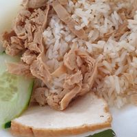 "Chicken" rice was not bad, slightly dry but would be better if there was more sauce & if the rice had more flavour :) at True Veggie 实斋 in Central Singapore