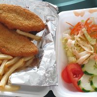 "Fish" & chips was mediocre. The fish had more of a "chicken patty" texture instead of a flaky or seafood-ish texture. Not really worth the price (about $7+) at True Veggie 实斋 in Central Singapore