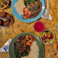 Feijoadas, suco e porção de falafel at Veg To Go in Sao Paulo