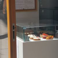 Arrangement of patisserie at Oh Faon in Marseille