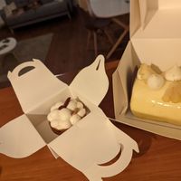 Bûche de noël et tartelette ! at Oh Faon in Marseille