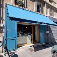 Patisserie von außen at Oh Faon in Marseille