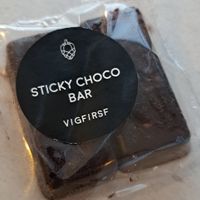 Sticky choco bar at Pepper & Pine Co in Amman