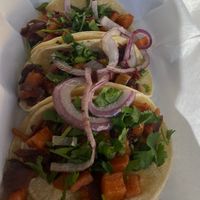 hibiscus tacos at House of Mexica in Reno