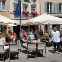 Outdoor seating at Eiscafe Dolomiti in Konstanz