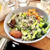 Frozen veggies were still frozen.  Not great    at Loulou Friendly Diner in Paris