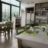 Inside at Zenzero in Taranto