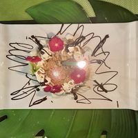 Vegan bday apple crumble (the best!) 😍 at Zenzero in Taranto