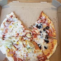 Great pizzas 🍕 at Mod Pizza - Factoria in Bellevue