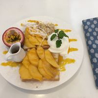 Mango toast is yummy at Avos & Mango in Hoi An