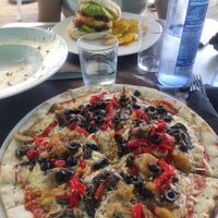 Pizza vegan à composer soi-même (13€) at Rancho Chico in Suances