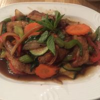 Pad Krawpaw - Soy Chicken, White Onion, Mushrooms, Bell Peppers and Mint Leaf at Thai East Wind in Santa Monica