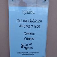 Aktuelle Öffnungszeiten (26.02.24) at Pasteleria Serra in Gandia