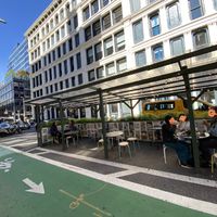outdoor seating  at Le Botaniste - Soho in New York City