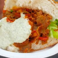 Pita tartare at Qourgette Food Truck in Ledeberg