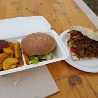 burger & fries and pitta from Quorgette at Qourgette Food Truck in Ledeberg