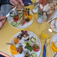 Vorne der große veganer, hinten der kleine Veganer at Cafe Animo in Ulm