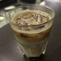 Iced Caramello Latte 5€ w oat milk 0,50€  at Kaffeeladen in Linz