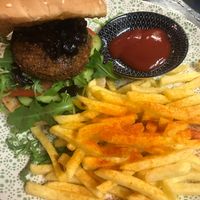 Vegan falafel burger with caramelized onions  at Falafel Factory - Barmbeker Market in Hamburg