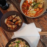 Dumplings nach Zhong Art, Tagesempfehlung und eine scharfe Nudel-Wantan-Suppe at Cai Kitchen in Hamburg