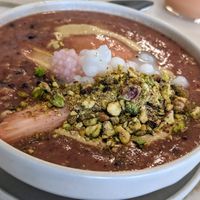 Rhubarb porridge at Comoba in Lisbon